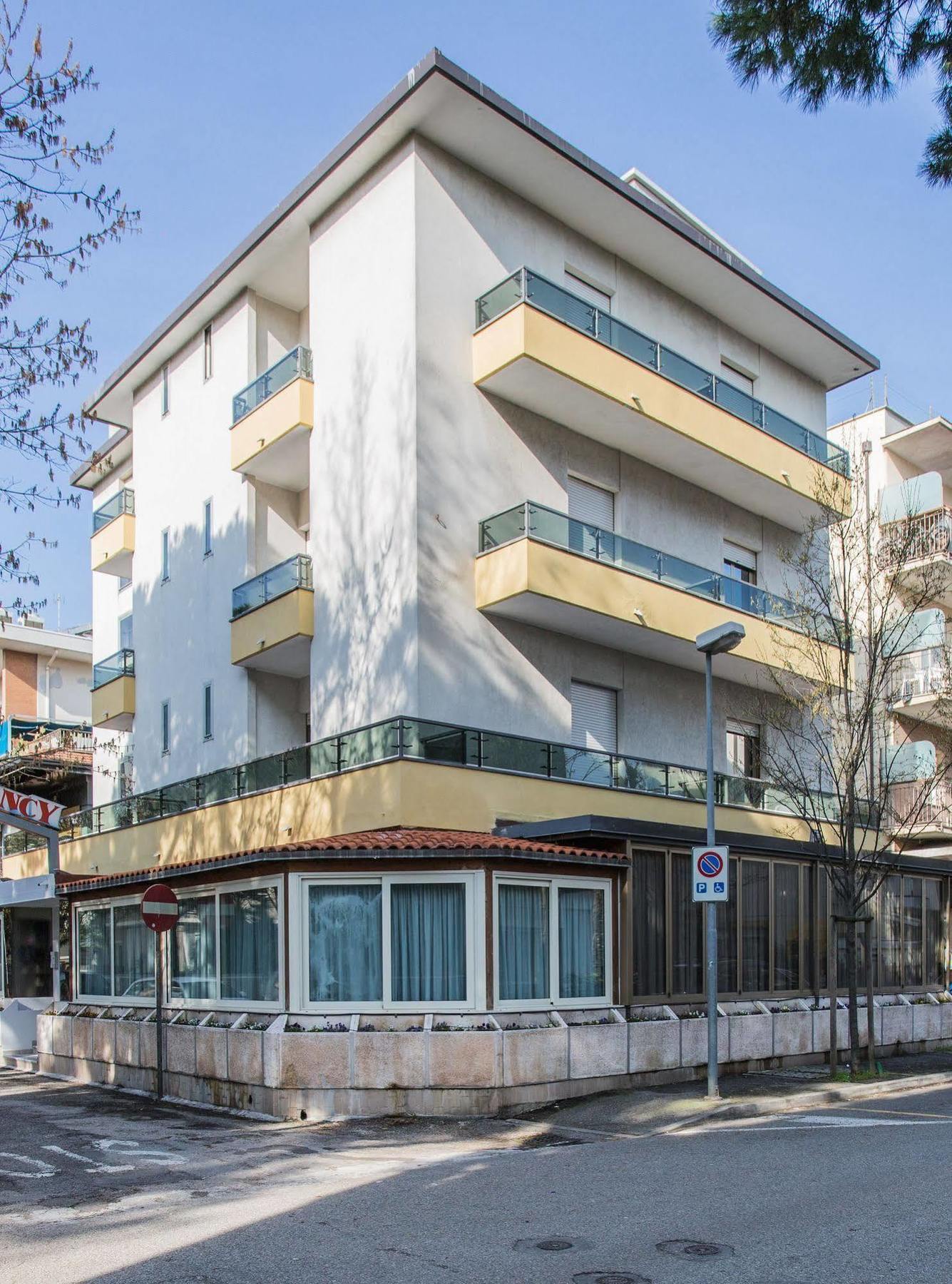 Hotel Nancy Riccione Exterior foto