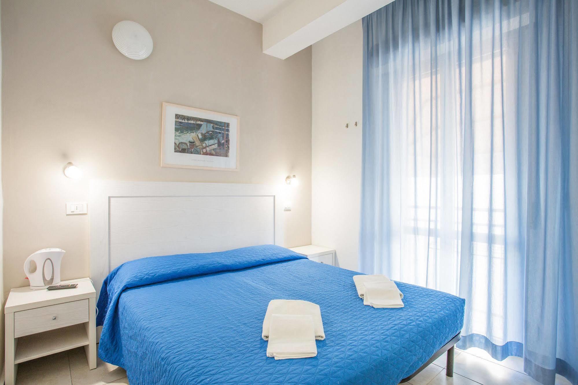 Hotel Nancy Riccione Exterior foto